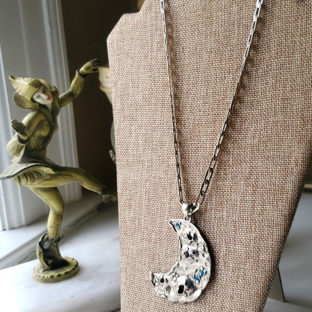 BCBGeneration Moon Blue Rhinestone Necklace - Picture 3 of 6
